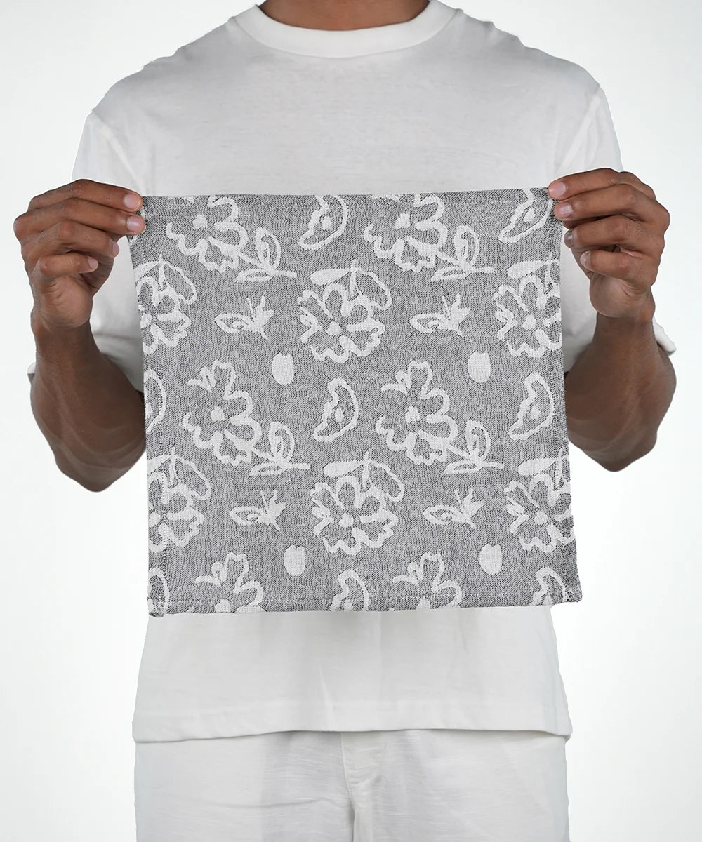 Banana Jacquard Floral Face Towel | 30 X 30 cm | 210 GSM | Pack of 4