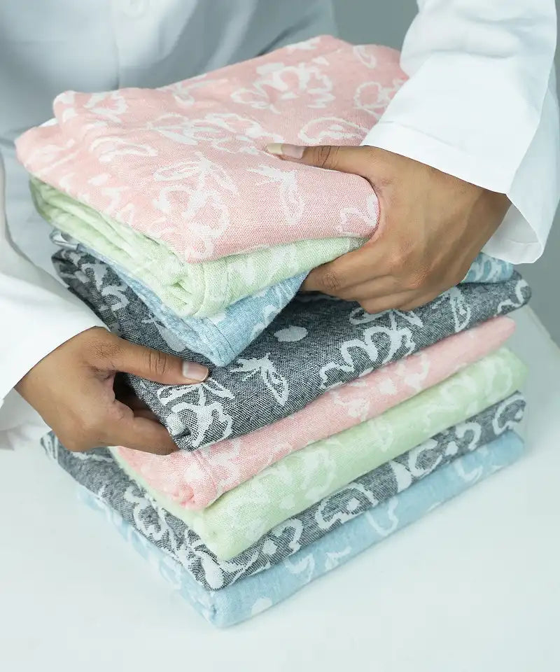 Banana Jacquard Floral Bath Towel | 75 X 150 cm - Pack of 8