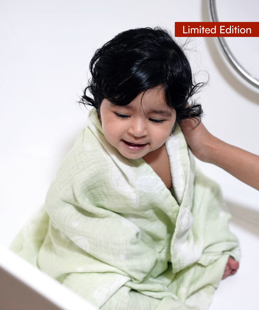Aluvera baby bath Bunny towel | 60 x 120 cm | 300 GSM