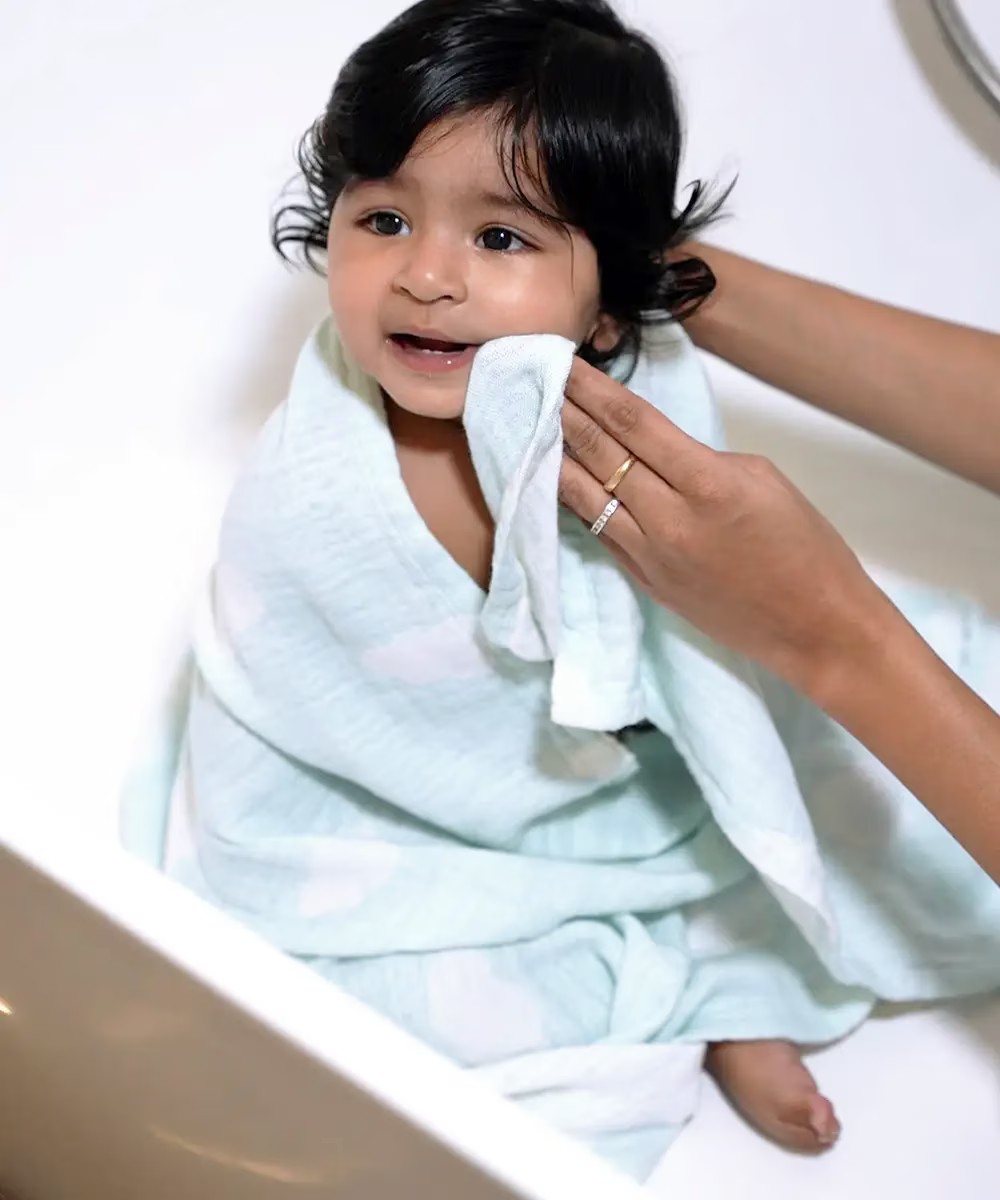 Aluvera baby bath Cloud towel | 300 GSM | 60 x 120 cm