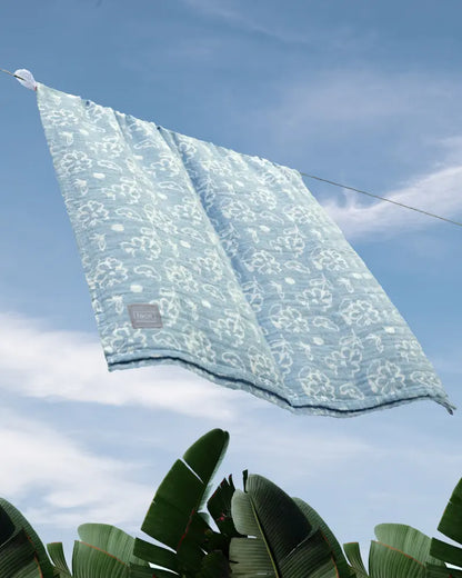 Pack of 4 with Hand Towels - Skin-Safe Monsoon Bundle