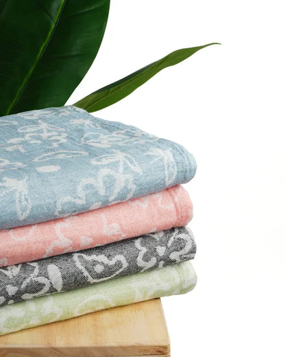 Banana Jacquard Floral Bath Towel | 210 GSM | 75 X 150 cm
