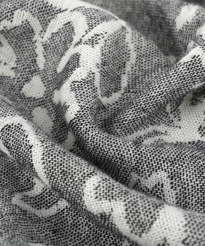 Banana Jacquard Floral Bath Towel | 210 GSM | 75 X 150 cm
