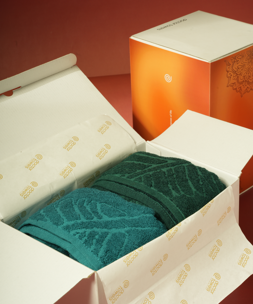 AluFern Terry Bath Towels | 400 GSM | 75 x 150 cm | Set of 2 - Peacock Teal + Hunter Green