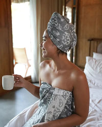 Banana Jacquard Floral Hair Towels |  25cm x 65cm x 5 cm | 300 GSM |  pack of 4