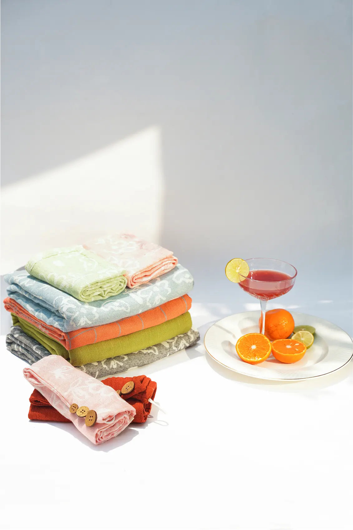 Pack of 8 with 2 Hand & 2 Hair Towels- Skin-Safe Monsoon Bundle