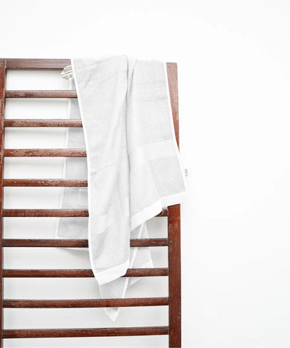Banana Super Light Weight Terry Towels | 60 x 120 cm