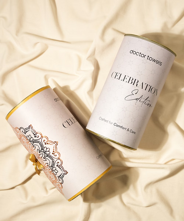 Banana Blue | Pack of 2 Bath Towels - Celebration Canister