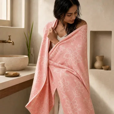 Banana Jacquard Floral Bath Towel | 210 GSM | 75 x 150 cm